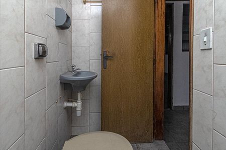 Casa para alugar com 240m², 2 quartos e 1 vagabanheiro no piso 4_3