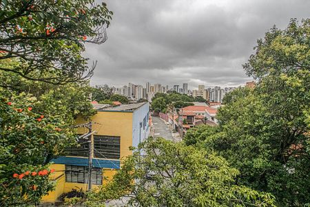 Casa para alugar com 240m², 2 quartos e 1 vagavistas_1