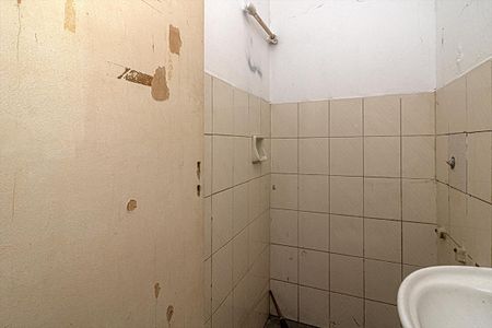 Casa para alugar com 240m², 2 quartos e 1 vagabanheiro social piso 1_2