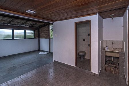Casa para alugar com 240m², 2 quartos e 1 vagaterraço no piso 4 com área de serviço  e banheiro_1