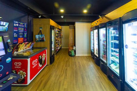 Apartamento à venda com 64m², 2 quartos e 1 vagaMini mercado