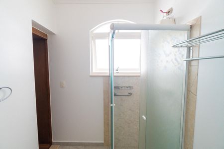 Casa à venda com 250m², 3 quartos e 2 vagas Casa à venda com 250m², 3 quartos e 2 vagasBanheiro da Suíte 2