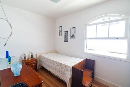 Casa à venda com 250m², 3 quartos e 2 vagas Casa à venda com 250m², 3 quartos e 2 vagasSuite 2