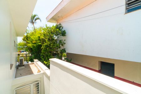 Casa à venda com 250m², 3 quartos e 2 vagas Casa à venda com 250m², 3 quartos e 2 vagasVista da Suite 2