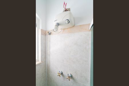 Casa à venda com 250m², 3 quartos e 2 vagas Casa à venda com 250m², 3 quartos e 2 vagasBanheiro da Suíte 2 Detalhe