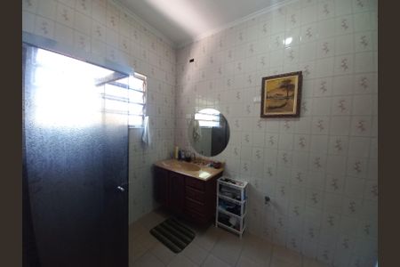 Casa para alugar com 700m², 6 quartos e 7 vagasBanheiro 1