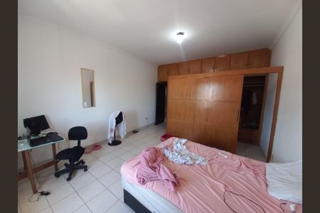 Casa para alugar com 700m², 6 quartos e 7 vagasQuarto 5