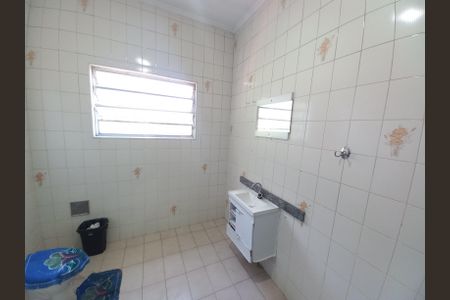 Casa para alugar com 700m², 6 quartos e 7 vagasBanheiro 2