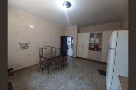 Casa para alugar com 700m², 6 quartos e 7 vagasCozinha