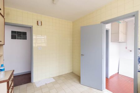 Apartamento à venda com 100m², 3 quartos e sem vagaCozinha