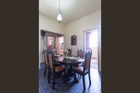 Casa à venda com 147m², 3 quartos e 2 vagas Casa à venda com 147m², 3 quartos e 2 vagasÁrea de Serviço