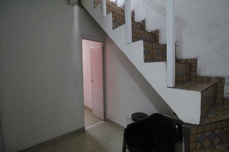 Casa para alugar com 120m², 2 quartos e 1 vagaHall entre os quartos