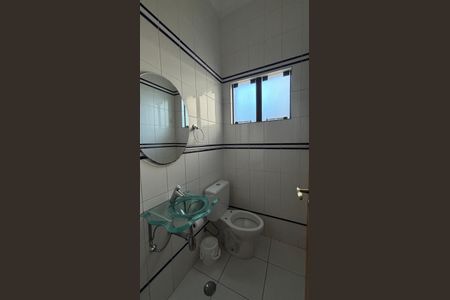 Casa à venda com 343m², 5 quartos e 5 vagasLavabo