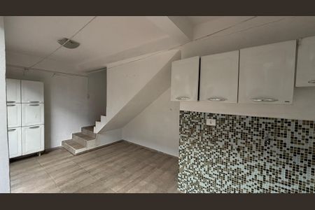 Casa à venda com 343m², 5 quartos e 5 vagasQuintal - Area de Serviço