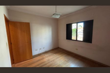Casa à venda com 343m², 5 quartos e 5 vagasSuíte 2