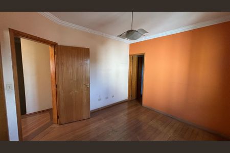 Casa à venda com 343m², 5 quartos e 5 vagasSuite 3