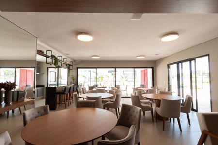 Apartamento para alugar com 46m², 1 quarto e 1 vaga Apartamento para alugar com 46m², 1 quarto e 1 vagaÁrea comum - Salão de festas