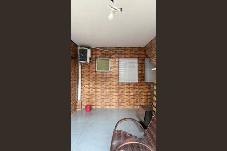 Casa para alugar com 45m², 1 quarto e sem vaga Casa para alugar com 45m², 1 quarto e sem vagaÁrea externa