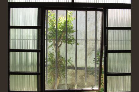 Sala 2 - Vista de casa à venda com 3 quartos, 300m² em Vila Osasco, Osasco