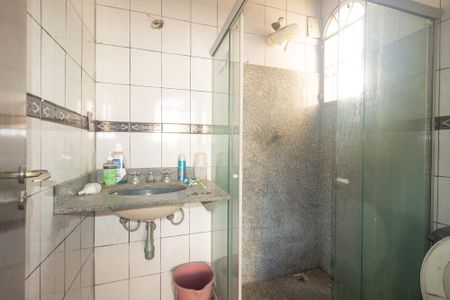 Casa para alugar com 317m², 3 quartos e 1 vaga Casa para alugar com 317m², 3 quartos e 1 vagaBanheiro