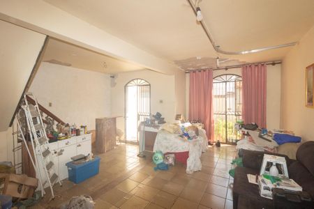 Casa para alugar com 317m², 3 quartos e 1 vaga Casa para alugar com 317m², 3 quartos e 1 vagaSala/Cozinha