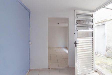 Cozinha de casa para alugar com 1 quarto, 18m² em Jardim Maringa, São Paulo