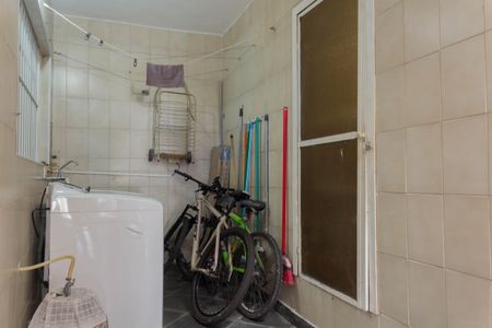 Casa à venda com 149m², 3 quartos e 1 vagaÁrea de Serviço