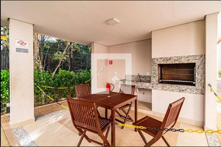 Apartamento à venda com 33m², 2 quartos e sem vagaÁrea comum - Churrasqueira