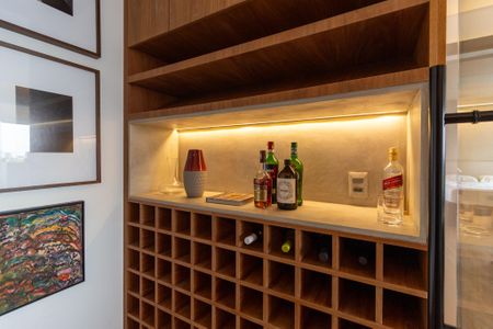 Apartamento para alugar com 73m², 1 quarto e 1 vaga Apartamento para alugar com 73m², 1 quarto e 1 vagaAdega