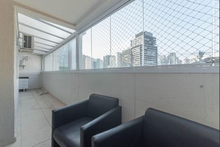 Apartamento para alugar com 73m², 2 quartos e 1 vagaVaranda