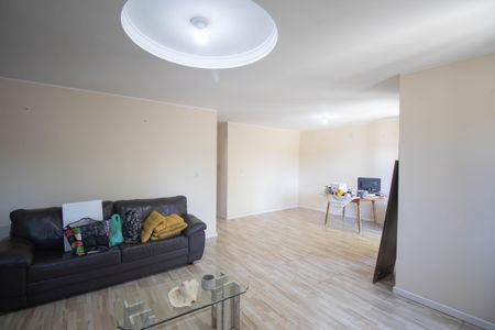 Sala de casa para alugar com 5 quartos, 200m² em Mutua, São Gonçalo