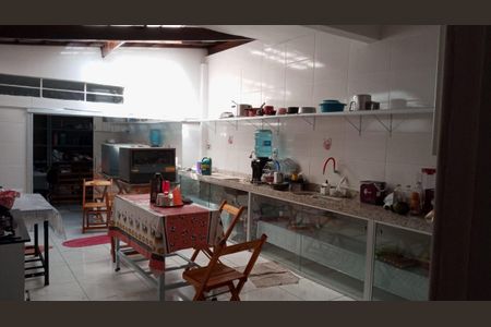Casa à venda com 260m², 4 quartos e 2 vagas