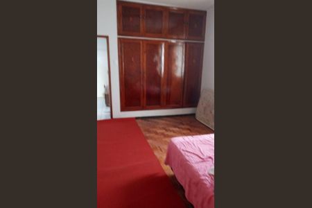 Casa à venda com 260m², 4 quartos e 2 vagas