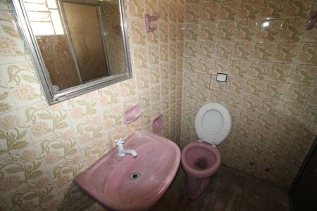 Banheiro de casa para alugar com 1 quarto, 125m² em Parada Inglesa, São Paulo