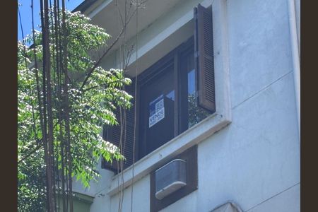 Apartamento à venda com 132m², 3 quartos e sem vaga Apartamento à venda com 132m², 3 quartos e sem vagaPlaca