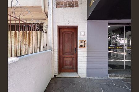 Apartamento à venda com 132m², 3 quartos e sem vaga Apartamento à venda com 132m², 3 quartos e sem vagaEntrada