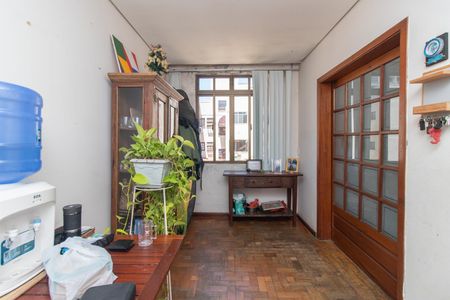 Apartamento à venda com 132m², 3 quartos e sem vaga Apartamento à venda com 132m², 3 quartos e sem vagaSala