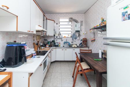 Apartamento à venda com 132m², 3 quartos e sem vaga Apartamento à venda com 132m², 3 quartos e sem vagaCozinha