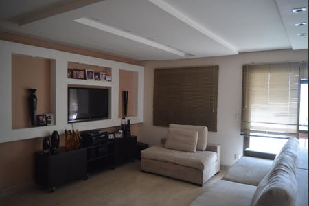 Apartamento à venda com 123m², 3 quartos e 2 vagasSala