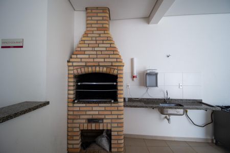 Apartamento para alugar com 62m², 2 quartos e 1 vagaÁrea comum - Churrasqueira