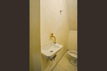 Casa à venda com 180m², 3 quartos e 1 vagaLavabo