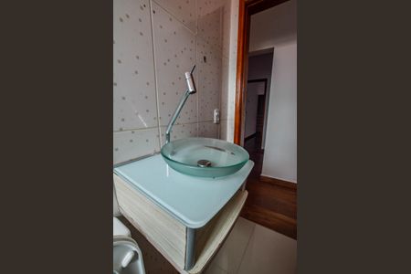 Casa à venda com 180m², 3 quartos e 1 vagaBanheiro Social