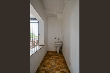 Casa à venda com 180m², 3 quartos e 1 vagaÁrea de Serviço