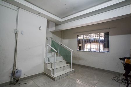 Casa à venda com 180m², 3 quartos e 1 vagaSala