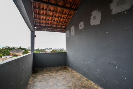 Casa à venda com 180m², 3 quartos e 1 vagaVaranda
