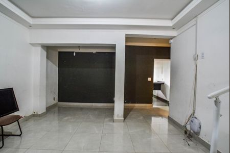 Casa à venda com 180m², 3 quartos e 1 vagaSala