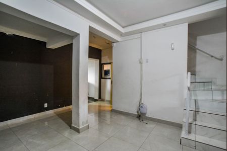Sala de casa para alugar com 3 quartos, 180m² em Vila Eldizia, Santo André