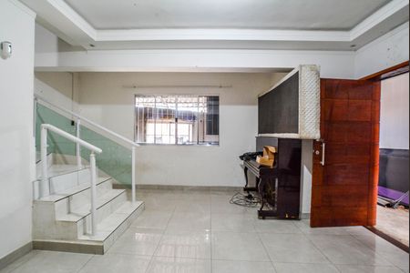 Sala de casa para alugar com 3 quartos, 180m² em Vila Eldizia, Santo André