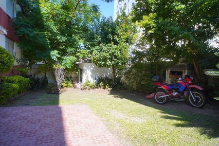 Apartamento para alugar com 77m², 3 quartos e sem vagaÁrea comum 