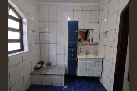 Casa à venda com 324m², 3 quartos e 6 vagasBanheiro - torneira